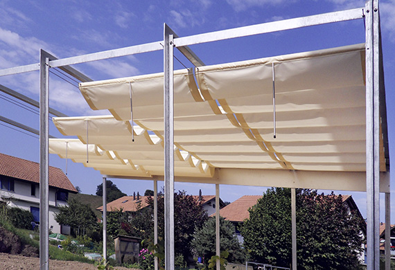 Verschiebbare Faltenstore